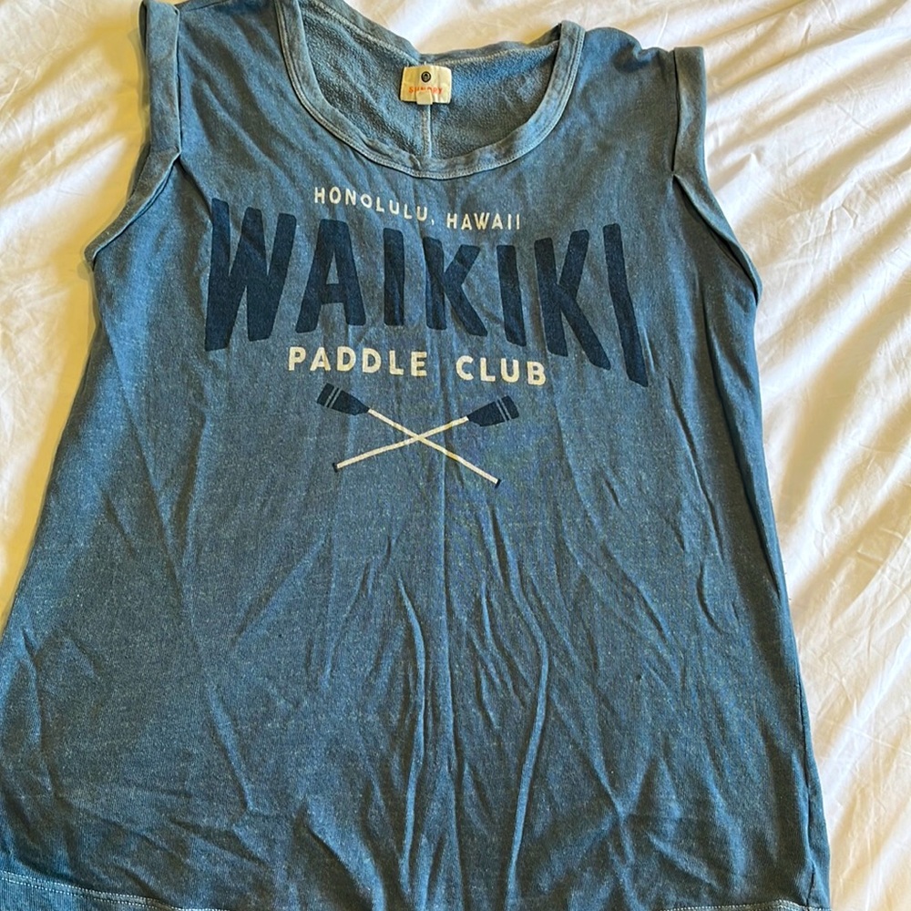 Sundry Waikiki muscle tank small